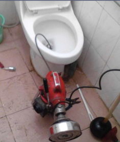 洗澡盆怎么疏通水管道(洗澡盆怎么疏通水管道的)