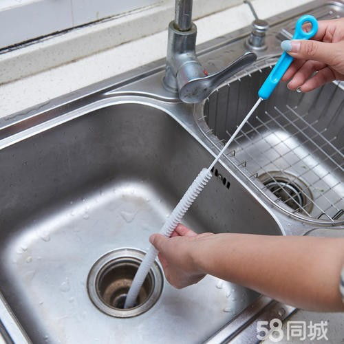 怎么样疏通下水管道堵塞(怎么样疏通下水管道堵塞问题)
