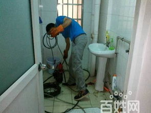 下水主管道油怎么样疏通(下水道主管道油污结块堵塞怎办)