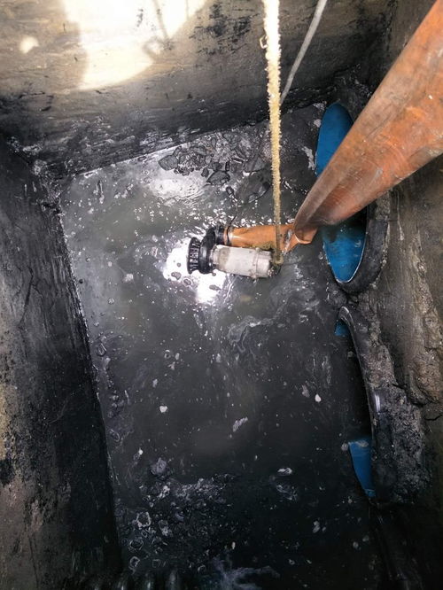 出水管被堵怎么疏通管道(出水管被堵怎么疏通管道呢)