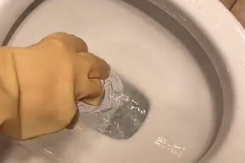 卫生纸堵了管道怎么疏通(卫生纸堵了管道怎么疏通的)