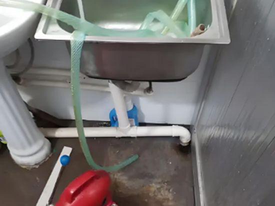 厨房下水管道疏通怎么办(厨房下水管道疏通怎么办啊)