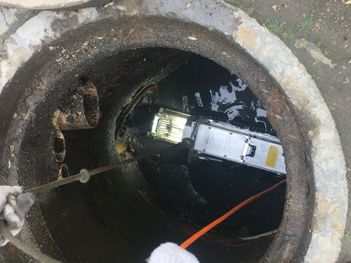 烟筒怎么样疏通管道最好(烟筒怎么样疏通管道最好图片)