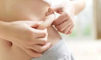 产后涨奶怎么疏通管道呢(产后涨奶如何通乳)
