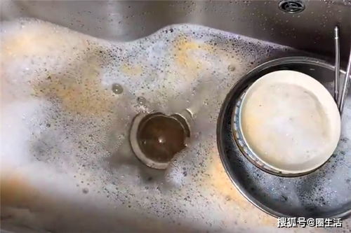 水缸被堵住了怎么疏通管道(水缸漏洞怎么堵起来)