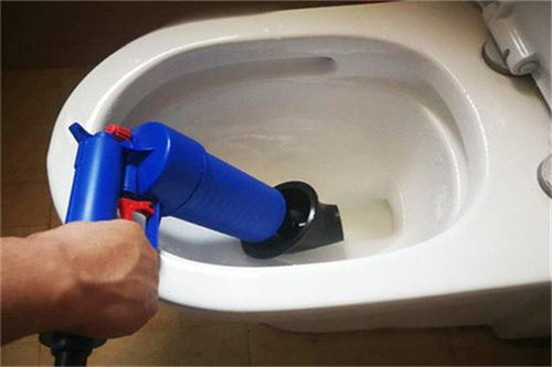 管道疏通器怎么抽水的啊(管道疏通器怎么收起来)
