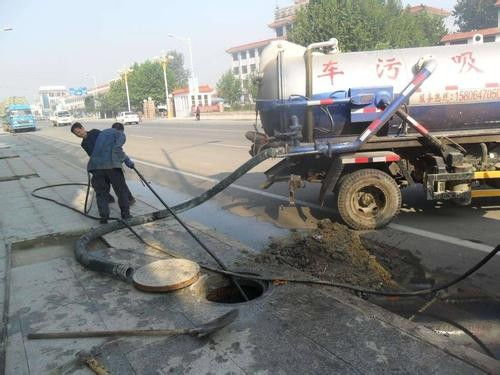 蹲便的管道很深怎么疏通(蹲便管道怎么清理)