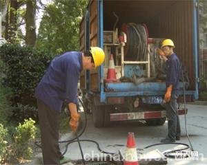 饭店主管道疏通怎么收费(餐饮管道疏通)