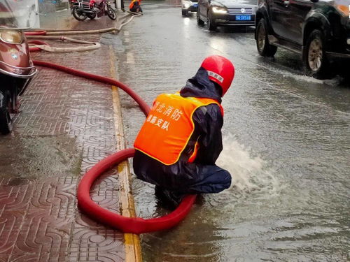 冒着大雨疏通管道怎么说(冒着大雨疏通管道怎么说英语)