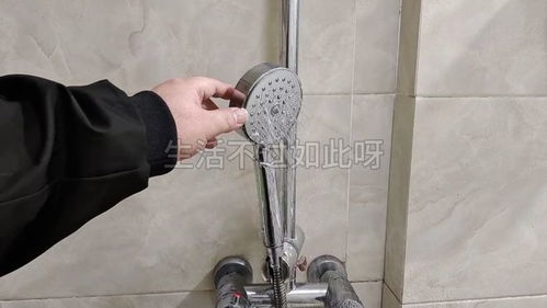 淋浴龙头堵了怎么疏通管道(淋浴龙头堵了怎么清理)