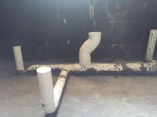 弯厕所堵了怎么疏通管道(卫生间弯头堵了怎么办)