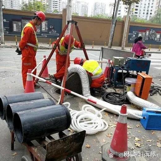 吸料管道堵了怎么疏通(管道吸料机)