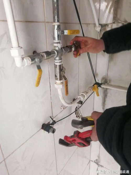 疏通管道出水头怎么安装(疏通管道出水头怎么安装的)