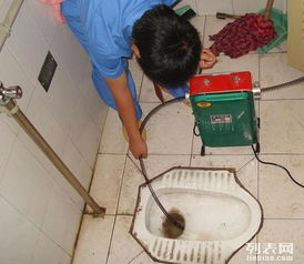 怎么可以疏通马桶管道呢(怎样可以疏通马桶)