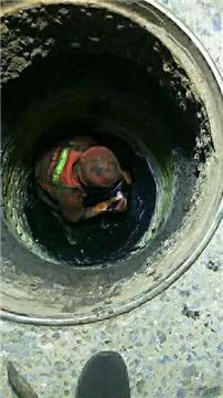 水泥堵地漏怎么疏通管道(水泥堵地漏怎么疏通管道的)