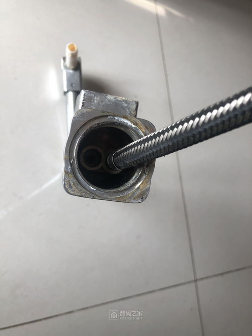管道疏通器螺栓怎么拆(管道疏通器螺栓怎么拆下来)