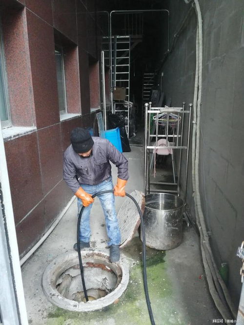 在家里怎么疏通管道呢(家里管道疏通方法)