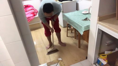 房间管道堵住了怎么疏通(房间水管堵了怎么办)