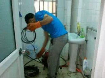 怎么疏通油烟管道堵塞(怎么疏通油烟管道堵塞问题)