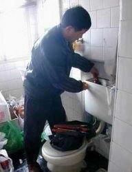 水盆下水慢怎么疏通管道(水盆下水堵了如何疏通)