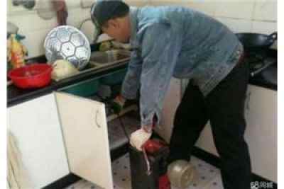 疏通管道的机子怎么操作(疏通管道的机子怎么操作的)
