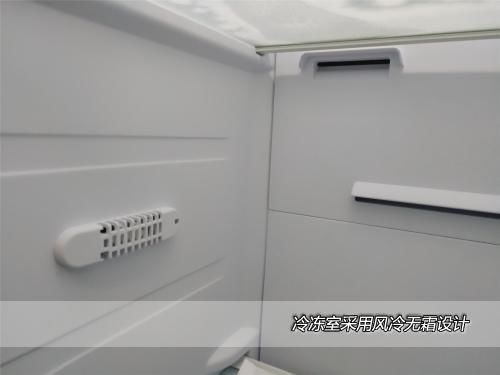 冰箱风口怎么疏通管道(冰箱风道口在哪儿)