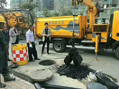 管道连通怎么疏通的(管道怎么疏通?