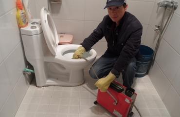 怎么疏通管道疏通马桶的水(如何疏通马桶?